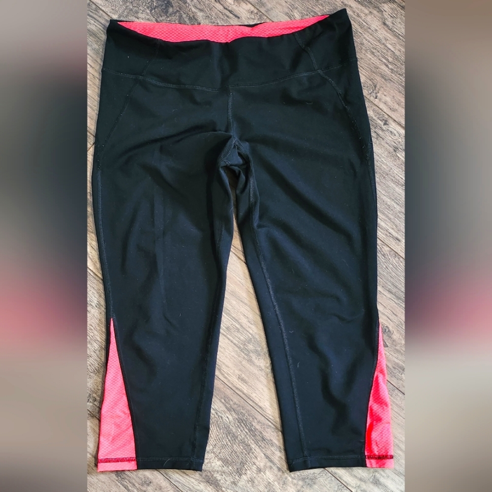 Old Navy crops